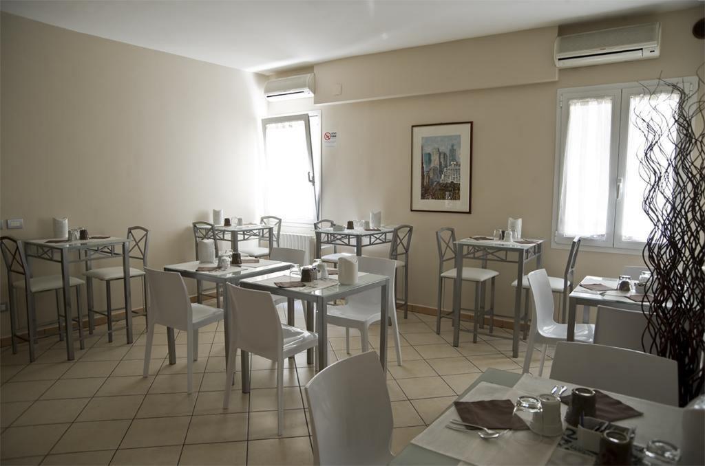 Hotel San Romano Ferrara Exterior photo